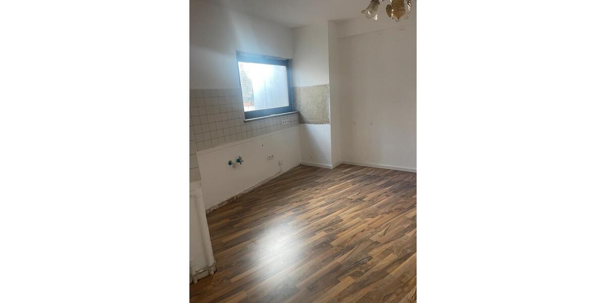 Terrassenwohnung Mülheim an der Ruhr - 3 Zimmer, 90 m&sup2;, 1.000&euro; | Angebot:25793388