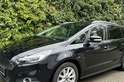 Ford S-Max 191.000 km 8.490 &euro; Wuppertal 42281