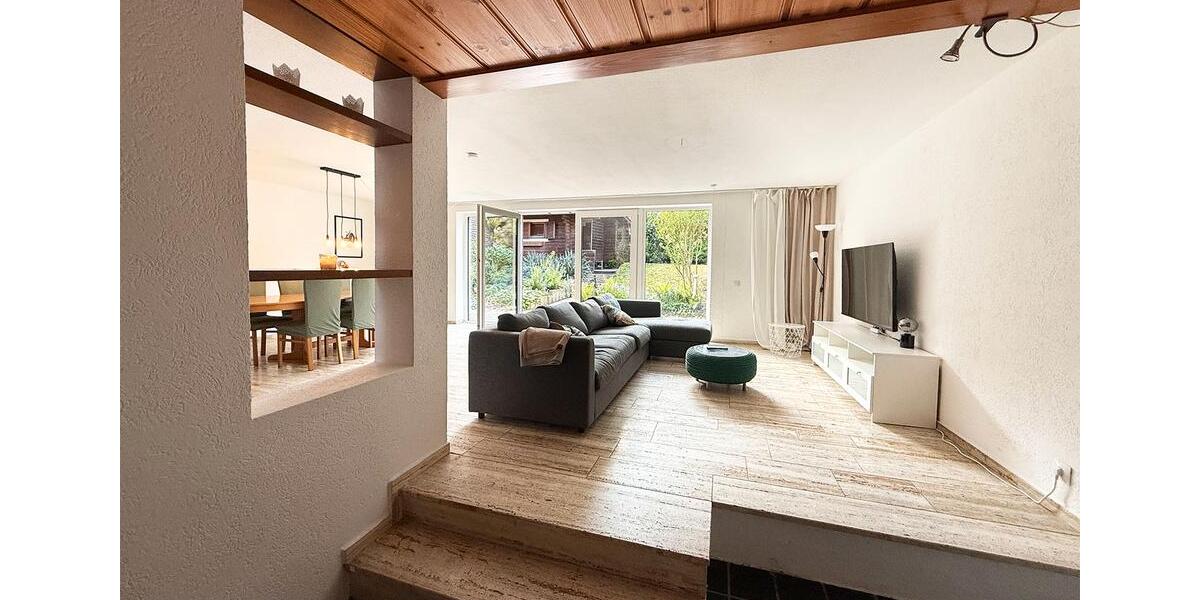 Bungalow Köln Heimersdorf - 4 Zimmer, 155 m&sup2;, 2.400&euro; | Angebot:26581636