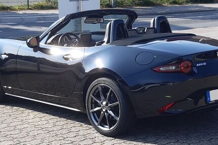 Mazda MX-5 40.000 km 22.100 &euro; Neukirchen-Vluyn 47506