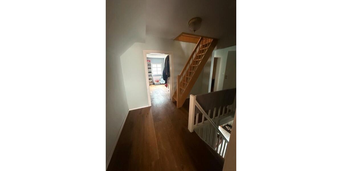 Einfamilienhaus Solingen - 5 Zimmer, 140 m&sup2;, 279.000&euro; | Angebot:26820699