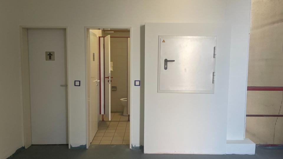 Freie LagerhallenBüro in 42857 Remscheid und 42119 Wuppertal zimmer