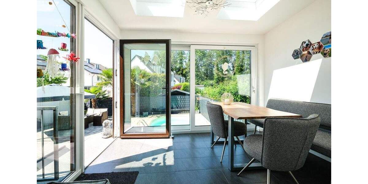 Stilvoll saniertes Familienidyll mit Pool 4 zimmer