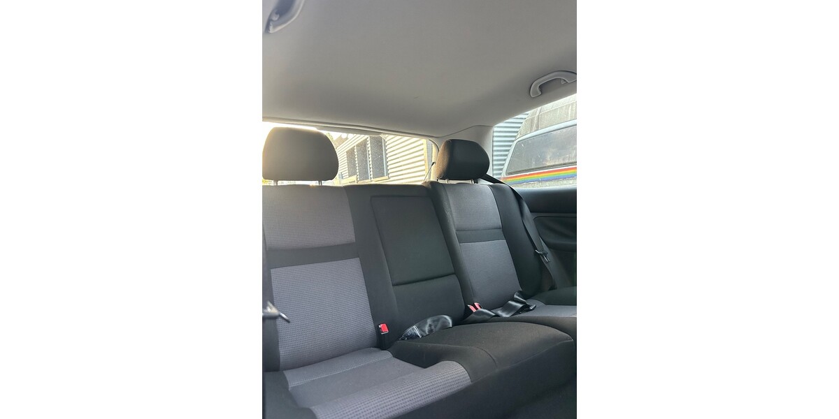 VW Golf 4 92.000 km 2.000 &euro; Wuppertal 42275