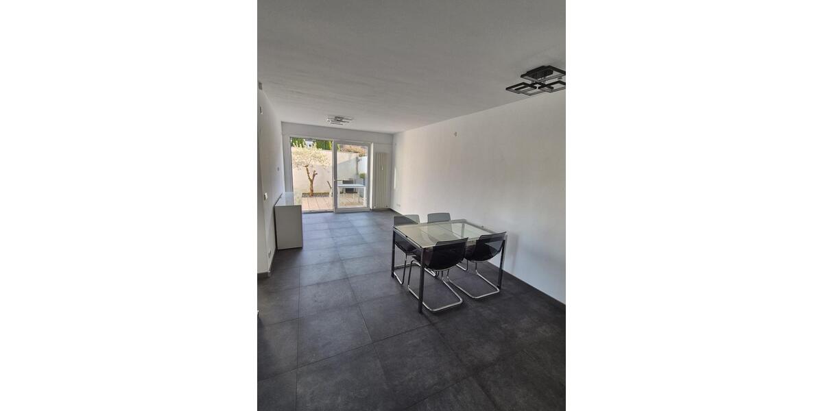 Erdgeschoßwohnung Oberhausen Alt-Oberhausen - 2 Zimmer, 55 m&sup2;, 750&euro; | Angebot:25792067