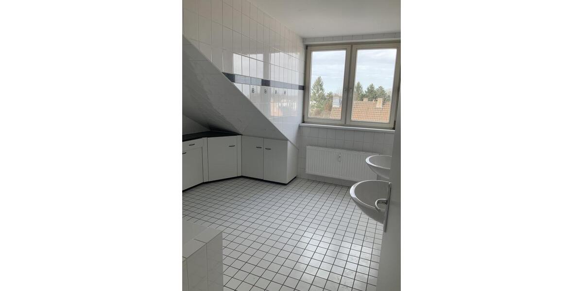 Etagenwohnung Langenfeld (Rheinland) - 3 Zimmer, 96 m&sup2;, 1.089&euro; | Angebot:25648643