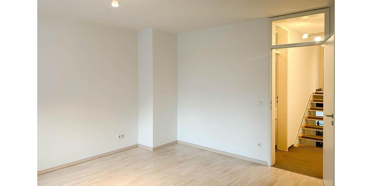 Erdgeschoßwohnung Meerbusch Necklenbroich - 5 Zimmer, 153 m&sup2;, 2.450&euro; | Angebot:25379009