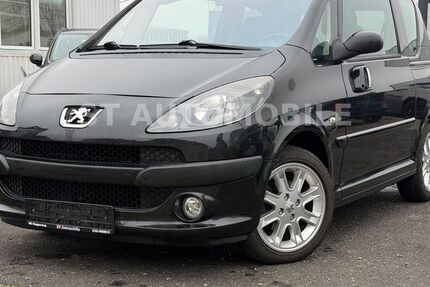 Peugeot 1007 98.000 km 2.990 &euro; Mönchengladbach/Odenkirchen 41199