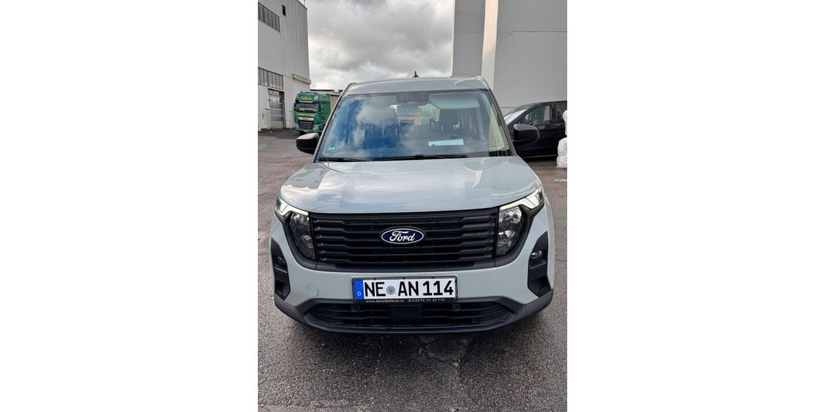 Ford Tourneo Courier 18.950 km 19.800 &euro; Neuss 41469
