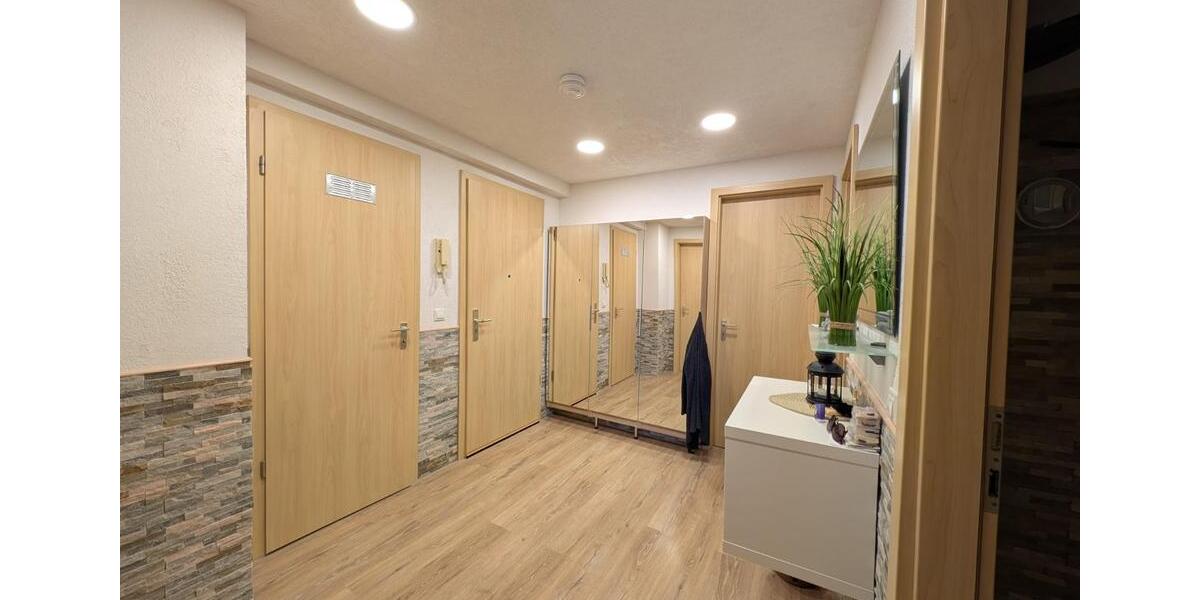 Etagenwohnung Wuppertal Lichtenplatz - 3 Zimmer, 75 m&sup2;, 275.000&euro; | Angebot:27127729