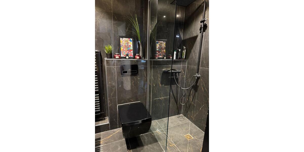 Luxuriöse EG Wohnung in Ratingen mit großem Garten beliebte Lage 4 zimmer