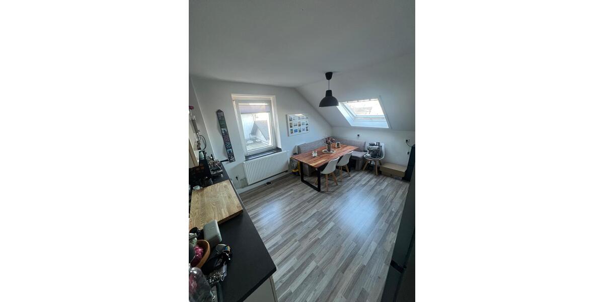 Dachgeschoßwohnung Mülheim an der Ruhr Menden-Holthausen - 2.5 Zimmer, 60 m&sup2;, 510&euro; | Angebot:24839165