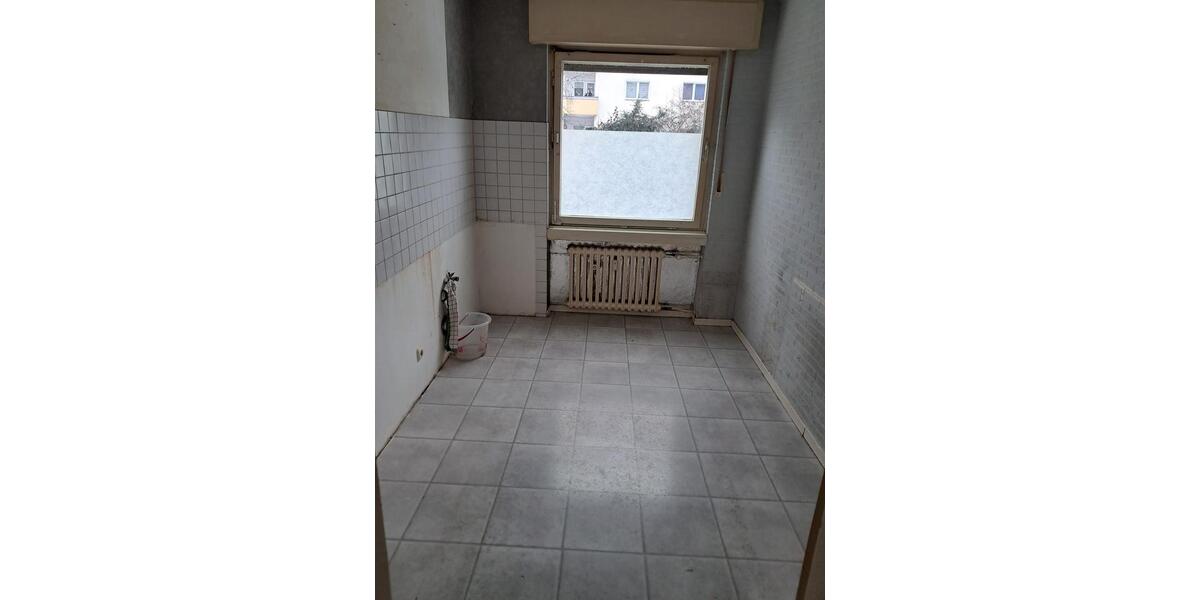 Helle 4-Zimmer-Wohnung in Duisburg mit Balkon 4 zimmer