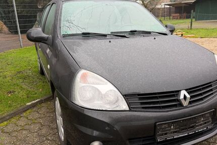 Renault Clio 157.000 km 2.250 &euro; Mülheim an der Ruhr 45472