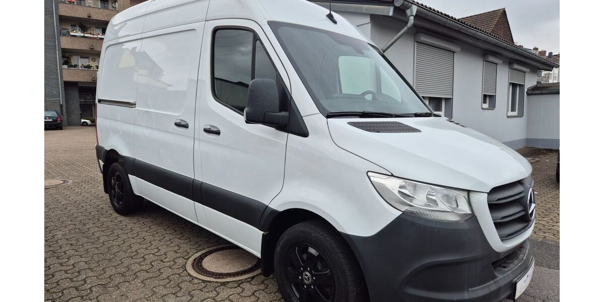 Mercedes-Benz Sprinter 159.000 km 22.999 &euro; Düsseldorf 40591