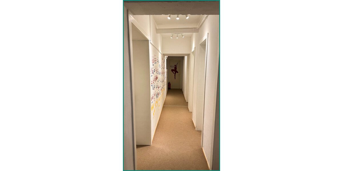 VERMIETETE TANZSCHULE ALS TOP KAPITALANLGE IN REMSCHEID-HONSBERG - Haus Remscheid / Honsberg Honsberg | Angebot:26231142