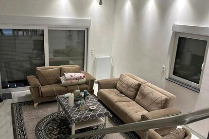 Haus Duisburg Walsum - 4 Zimmer, 125 m&sup2;, 1.500&euro; | Angebot:25811163