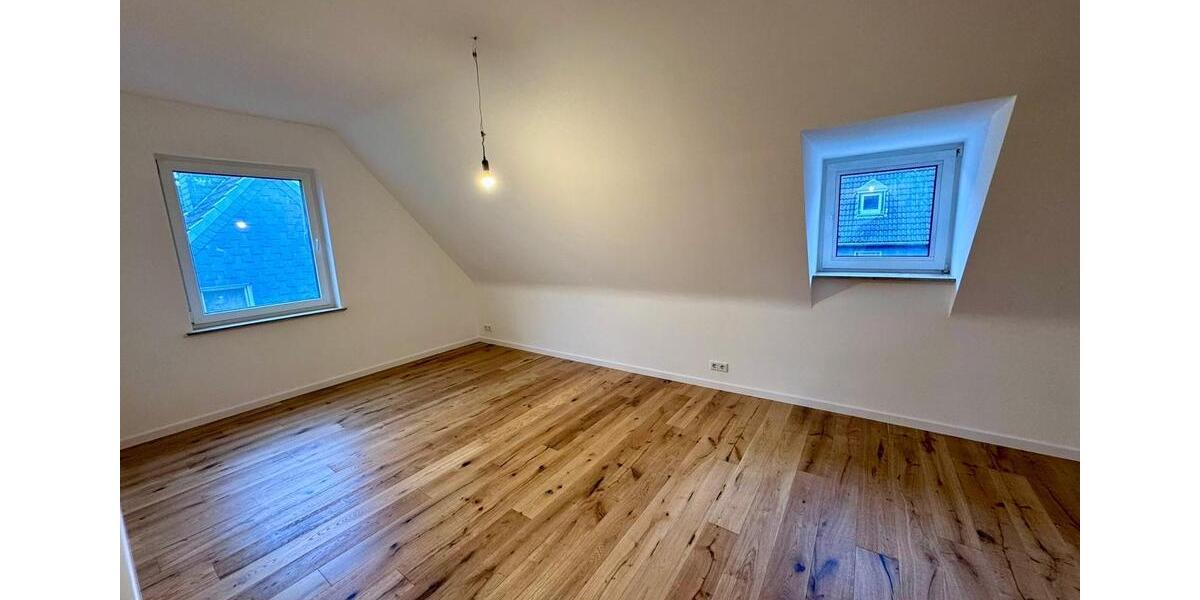 stilvolle Dachgeschosswohnung mit Garten in Neviges Velbert 2 zimmer