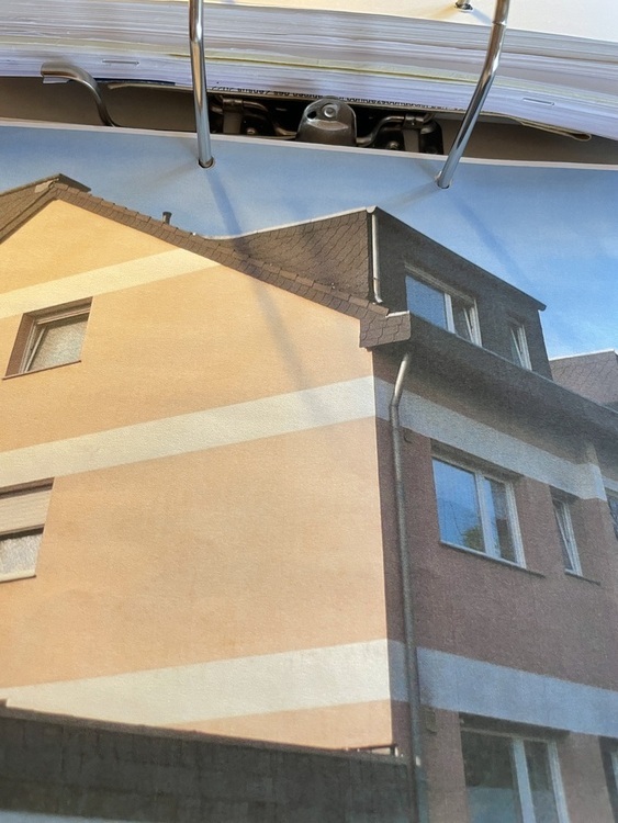 sehr großzügige 4-Zimmerwohnung in Dreifamilienhaus in Zons zimmer