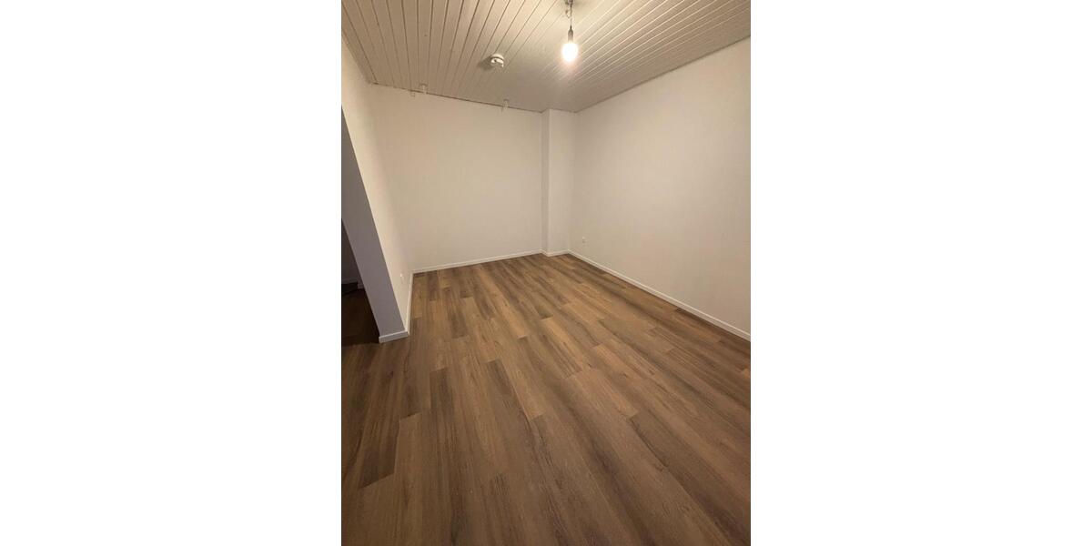 Etagenwohnung Wuppertal Sedansberg - 1 Zimmer, 35 m&sup2;, 415&euro; | Angebot:23567333