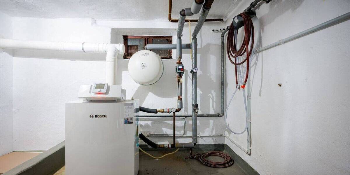 Attraktives, vollvermietetes Mehrfamilienhaus in Düsseldorf-Kaiserswerth zimmer