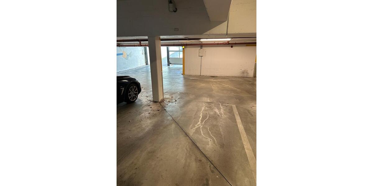 Garagen / Stellplätze Düsseldorf Stadtbezirk 9 - 75&euro; | Angebot:26312243