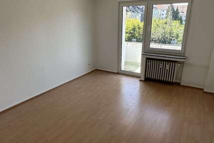 Wohnung Duisburg Neudorf-Süd - 3 Zimmer, 88 m&sup2;, 770&euro; | Angebot:27165774