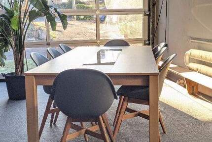 Flexibles, kreatives Büro Vaduz im Office-Center Hoisten - sofort verfügbar zimmer