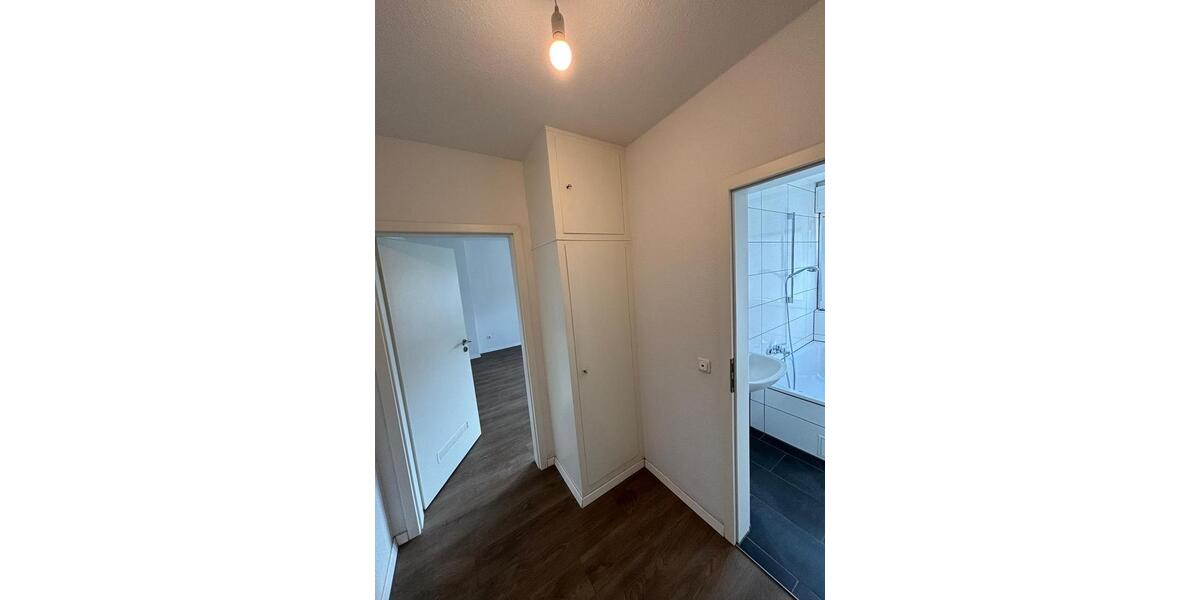 Etagenwohnung Krefeld Benrad - 1 Zimmer, 30 m&sup2;, 360&euro; | Angebot:25380002