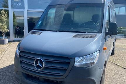 Mercedes-Benz Sprinter 143.080 km 16.900 &euro; Hilden 40721