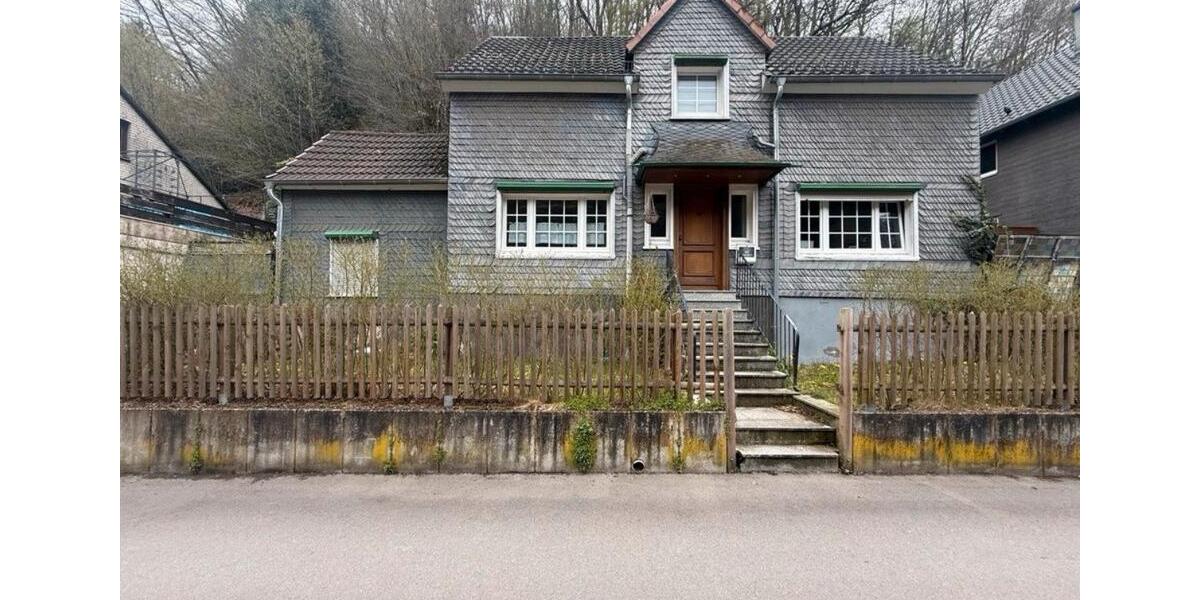Einfamilienhaus Solingen - 5 Zimmer, 140 m&sup2;, 279.000&euro; | Angebot:26820699
