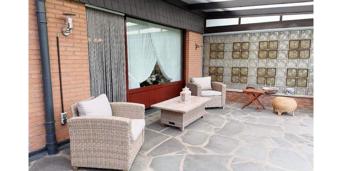 Gibt es ja doch ! Klassische kleine Doppelhaushälfte in schöner Lage von Kaarst - Vorst 4 zimmer