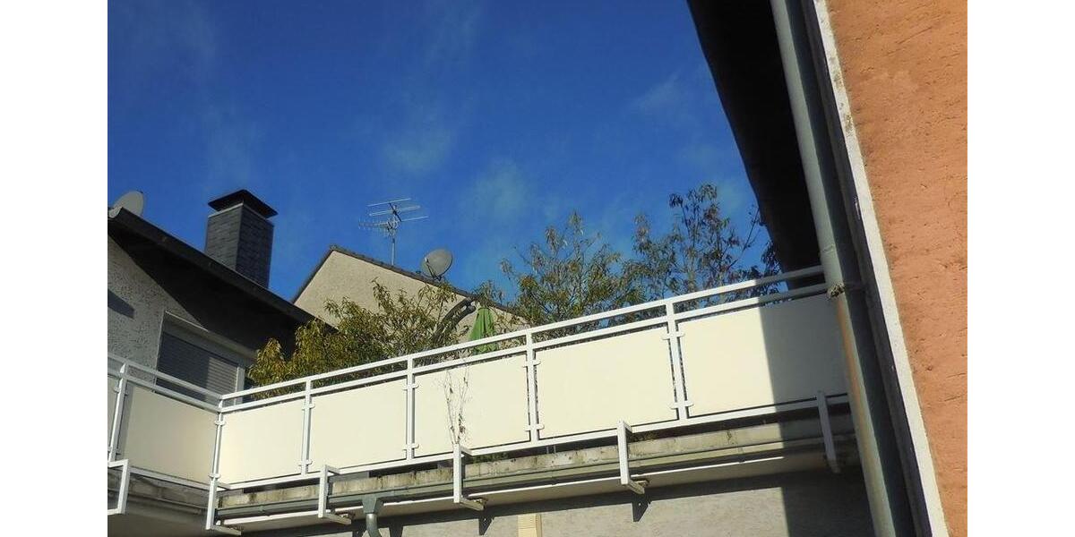 Große 3-Zi-Wohnung mit sensationeller Dachterrasse und separatem Home Office Raum 3 zimmer