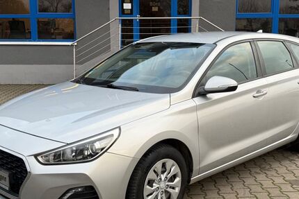 Hyundai i30 98.137 km 11.100 &euro; Monheim am Rhein 40789