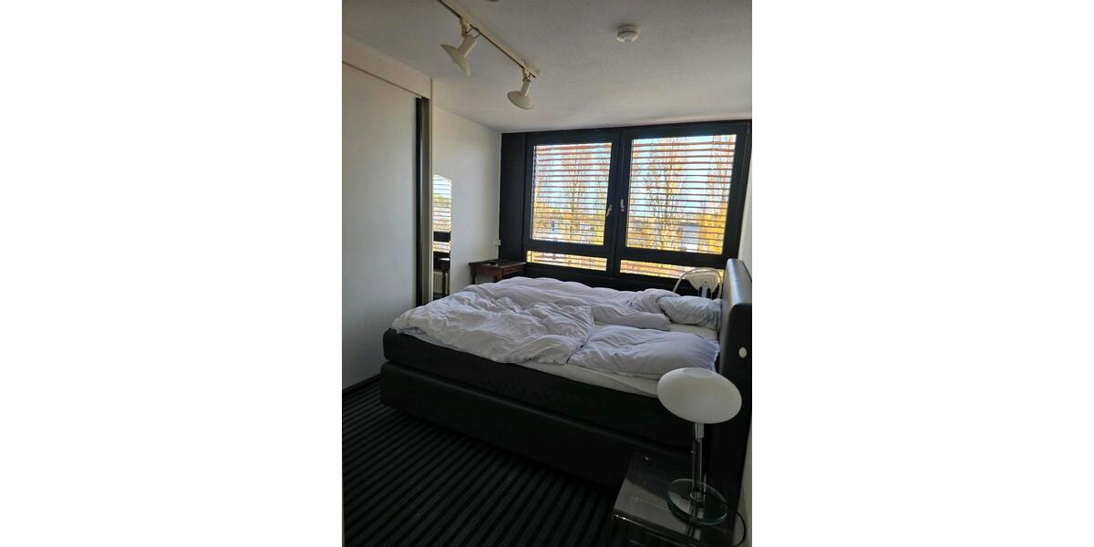 Exklusive Helle Wohnung in Köln-Weiden. Keine Markler Anfragen 4 zimmer