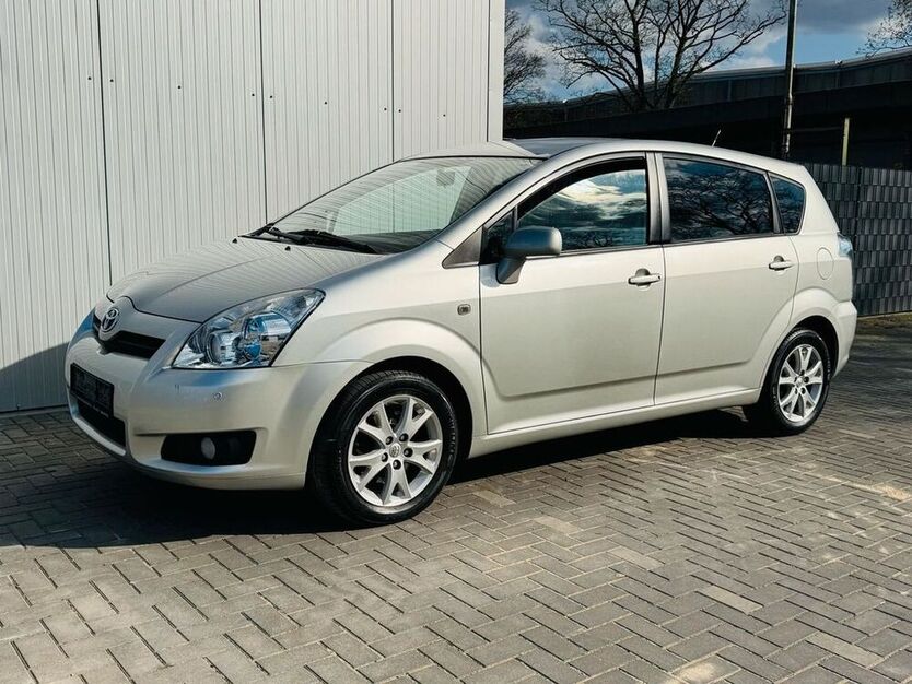 Corolla Verso
