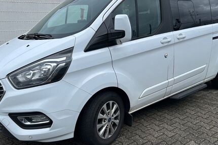 Ford Tourneo Custom 81.900 km 28.990 &euro; Mönchengladbach 41066