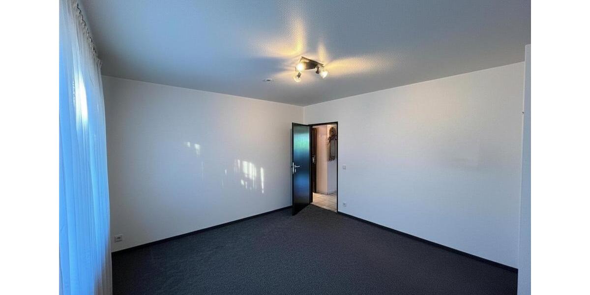 Etagenwohnung Mönchengladbach Süd - 2 Zimmer, 64 m&sup2;, 154.000&euro; | Angebot:27406460