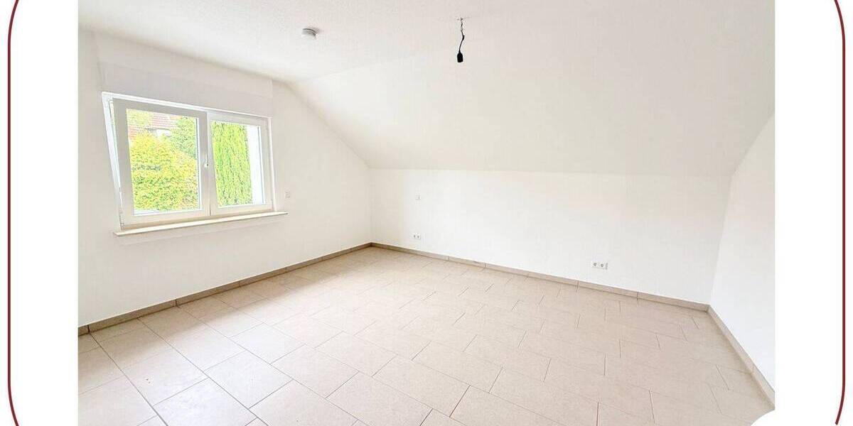 Etagenwohnung Leichlingen - 4 Zimmer, 117 m&sup2;, 1.230&euro; | Angebot:26908726