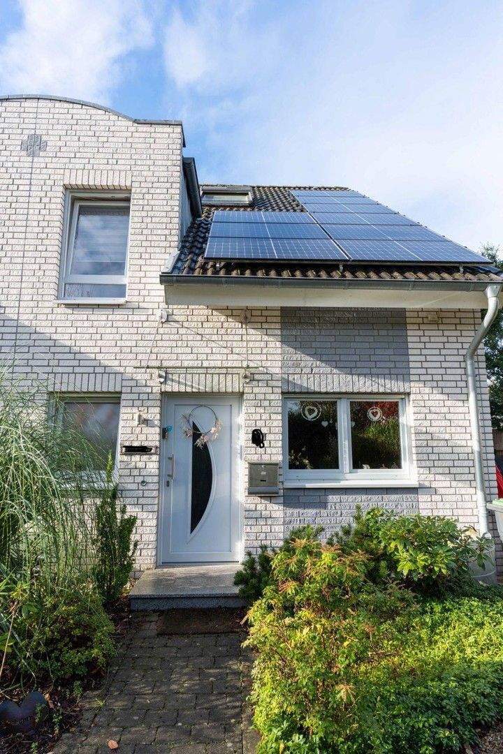 Stilvolles, gepflegtes und großzügiges 4 Zimmer Haus in Langenfeld 4 zimmer