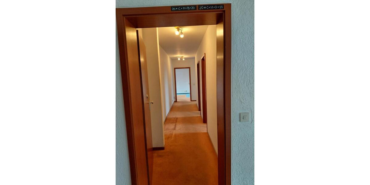 Etagenwohnung Mönchengladbach Süd - 3 Zimmer, 67 m&sup2;, 145.000&euro; | Angebot:27147116
