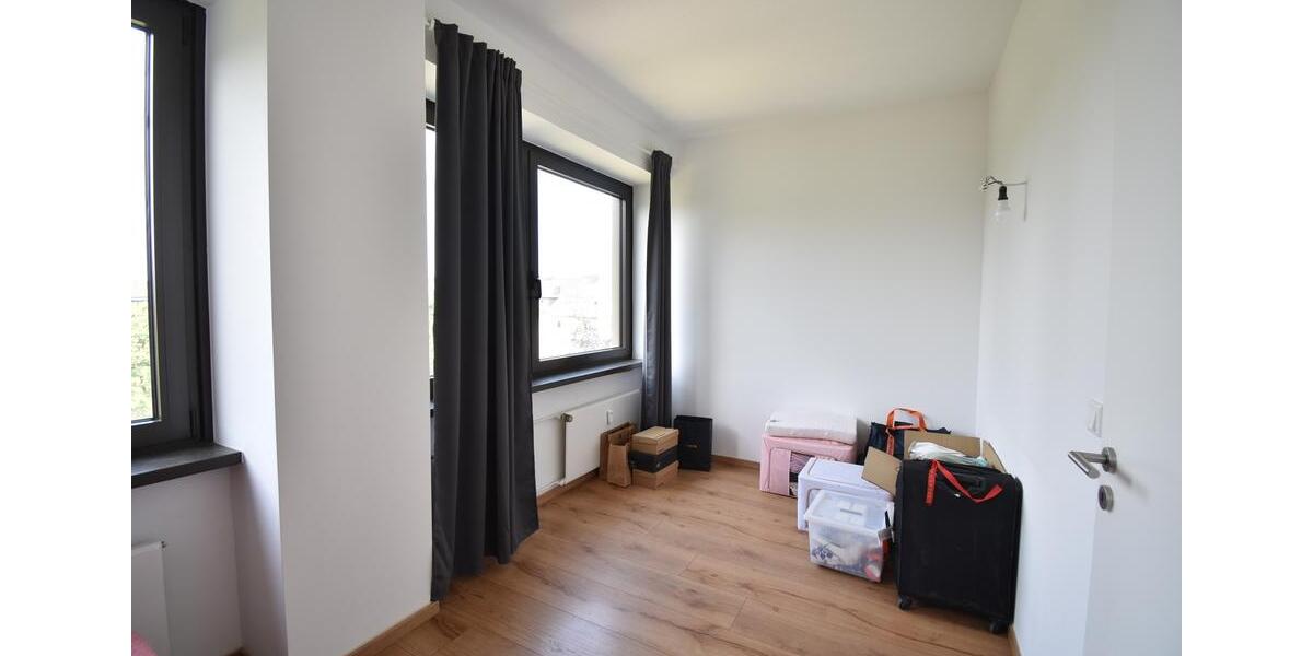 Etagenwohnung Düsseldorf Stadtbezirk 2 - 3 Zimmer, 90 m&sup2;, 1.360&euro; | Angebot:23769123