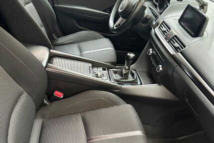 Mazda 3 185.000 km 9.300 € Düsseldorf 40225