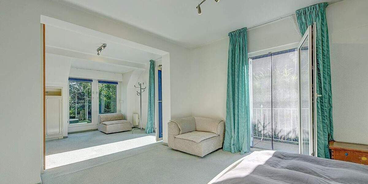 Großzügiges Einfamilienhaus mit weitläufigem Garten und Erweiterungspotenzial 6 zimmer