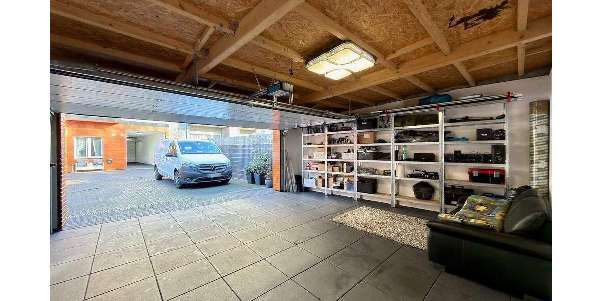 Etagenwohnung Mönchengladbach Rheydt - 4 Zimmer, 112 m&sup2;, 310.000&euro; | Angebot:25774695