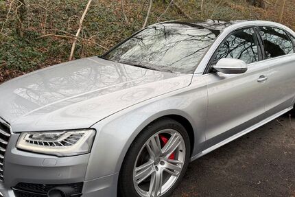 Audi A8 212.413 km 23.600 &euro; Wuppertal 42285