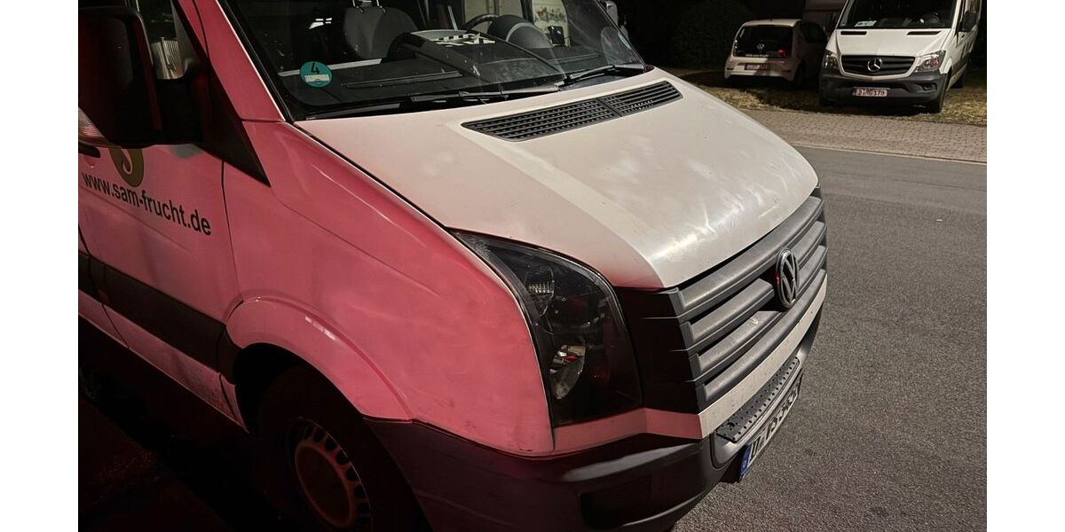 VW Crafter 323.168 km 8.600 &euro; Krefeld 47800