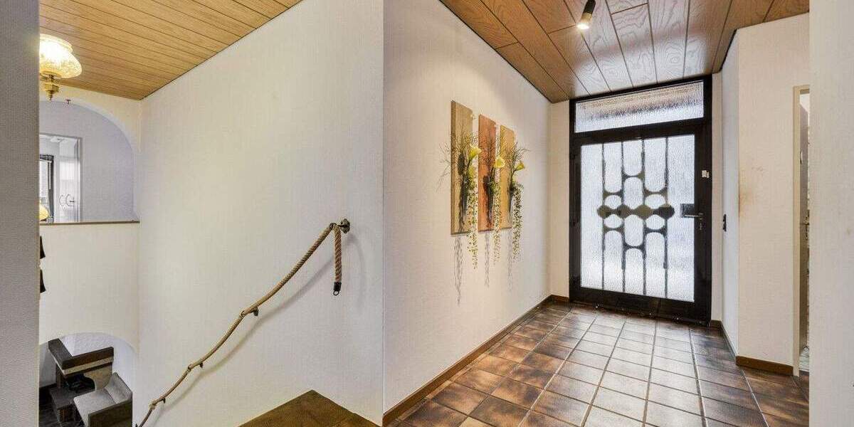 Einfamilienhaus Düsseldorf Benrath - 6 Zimmer, 168 m&sup2;, 740.000&euro; | Angebot:25141432