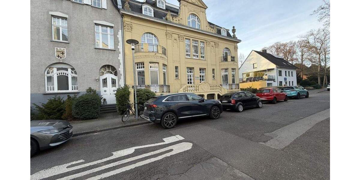 Altbaujuwel mit Charakter: Architektur, die man spürt - Ein Haus mit Seele und Geschichte! 3 zimmer