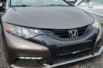 Honda Civic 102.000 km 6.955 € Bergheim-Niederaußem 50129